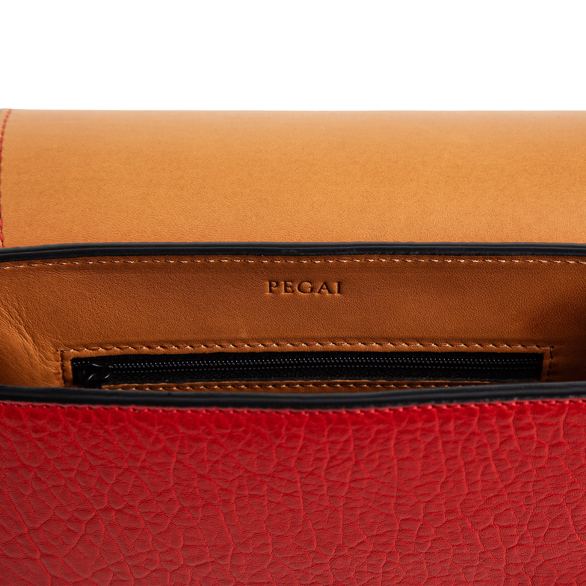 Hampton | Babylon | Red