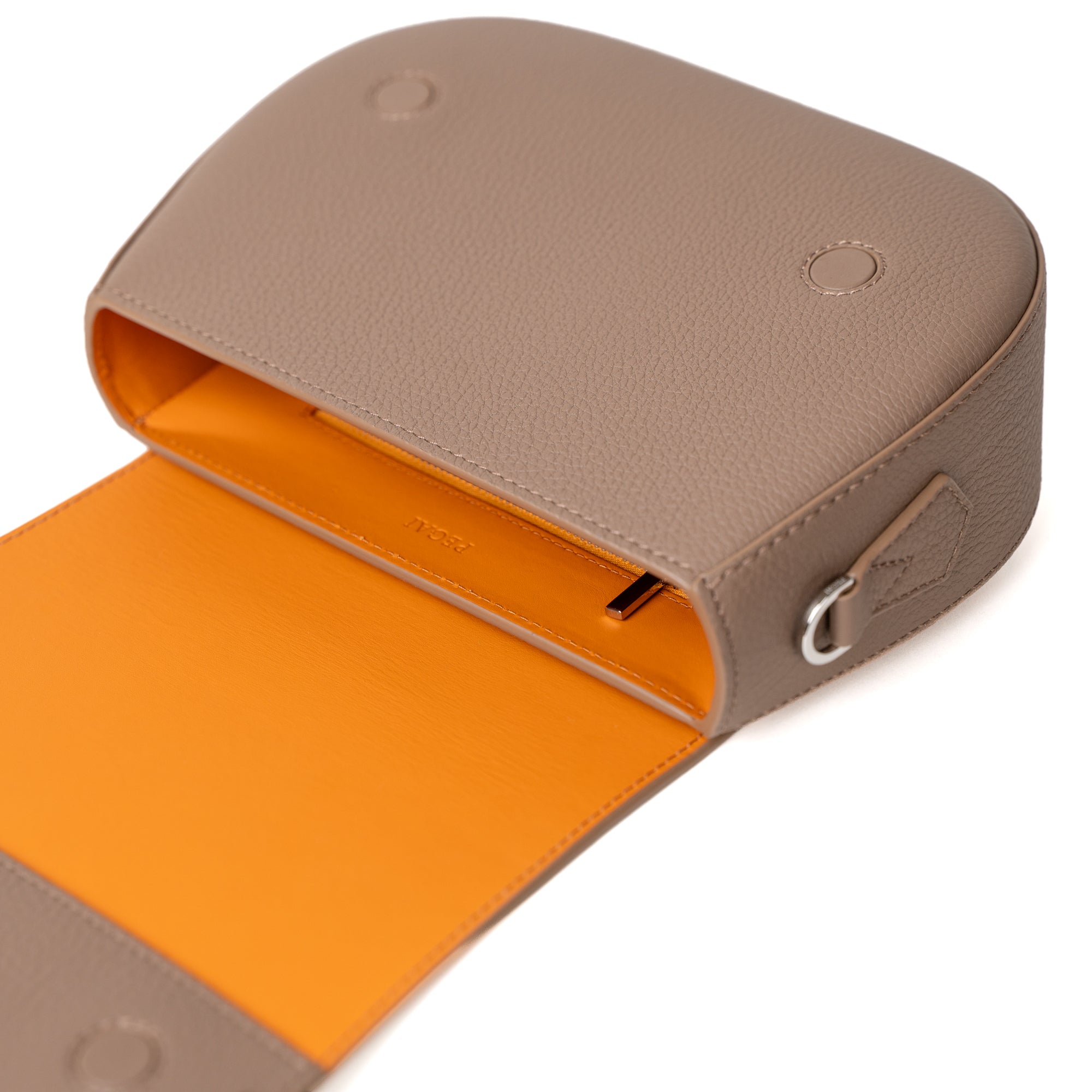 Hampton | Shrunken Calf | Etoupe